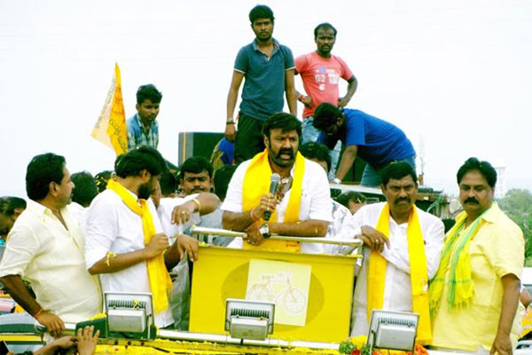 Nandamuri Balakrishna In Nandyal Road Show