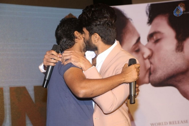 Nani Kissed by Vijay Devarakonda