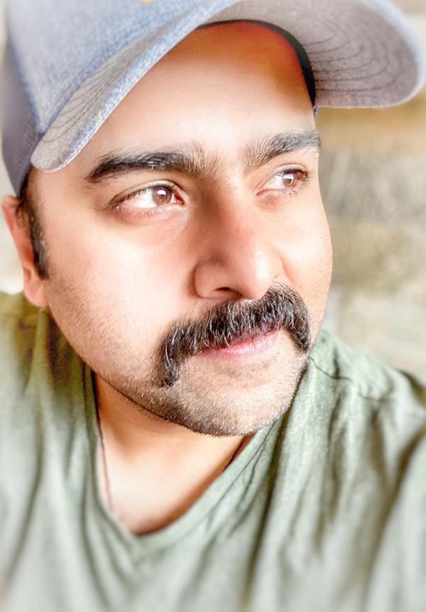 Nara Rohit New Look Akin To Ram Charan In RRR