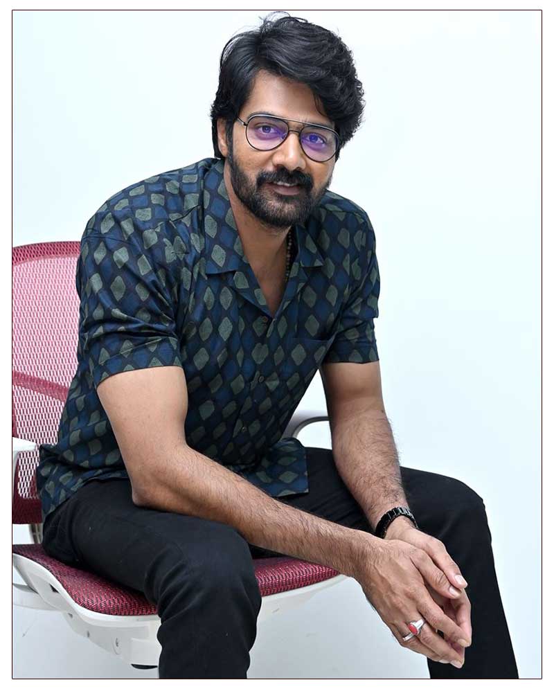 Naveen Chandra wins best actor award for Month Of Madhu