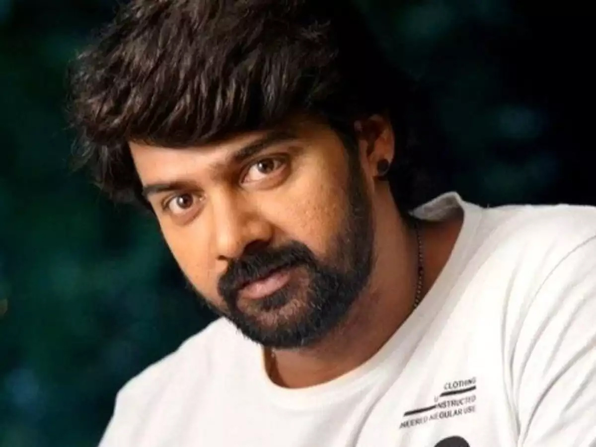 Naveen Chandra 