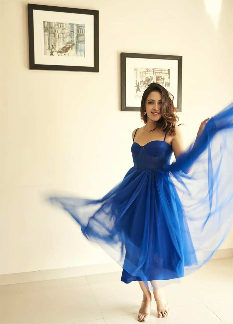 Neha Shetty turns naughty in blue dress