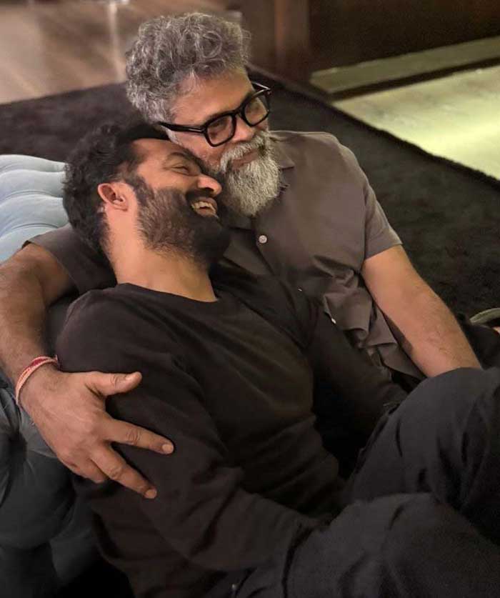 NTR bond with Star Director goes viral