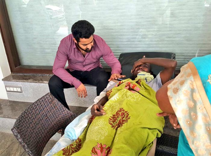 NTR Meets His Fan Cancer Patient Nagarjuna