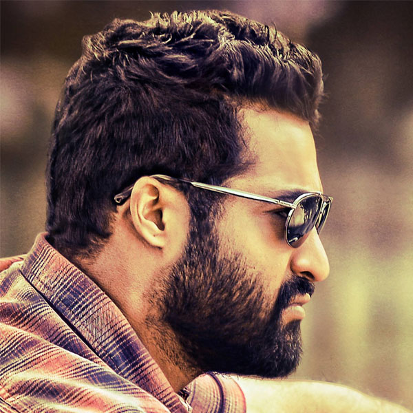 Pranaamam #janathagarage #jrntr #samantha #nithyamenen #shankarmahadevan  #dsp #shorts - YouTube