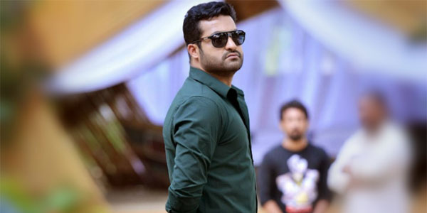 NTR to Romance Two Heroines!