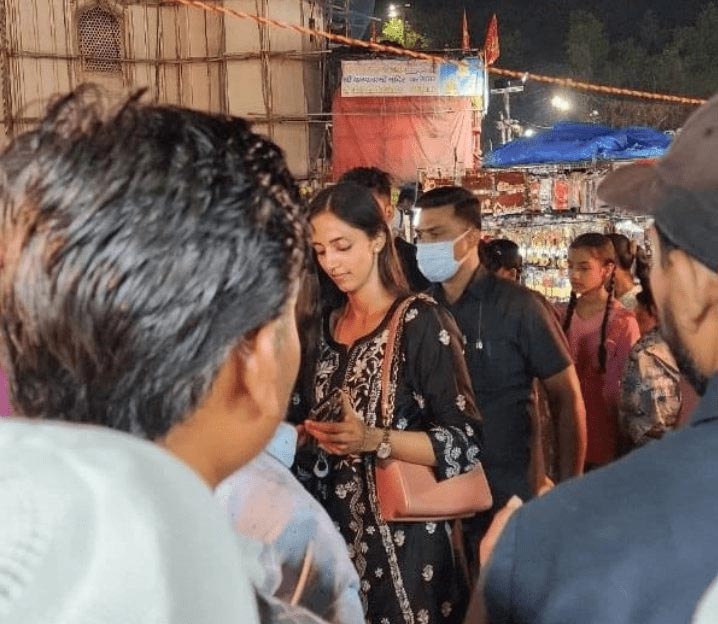 NTR wife spotted at Charminar