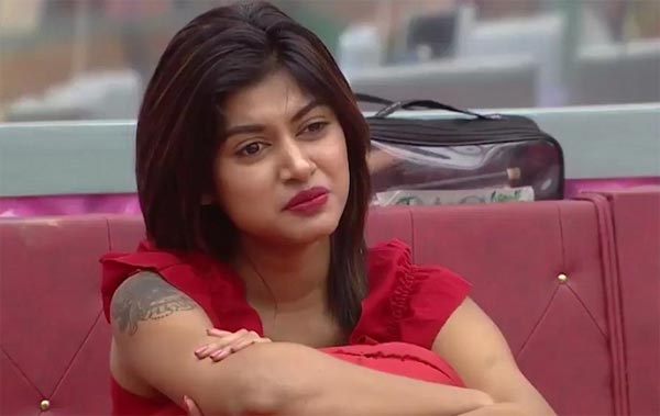 Oviya Helen In Bigg Boss House