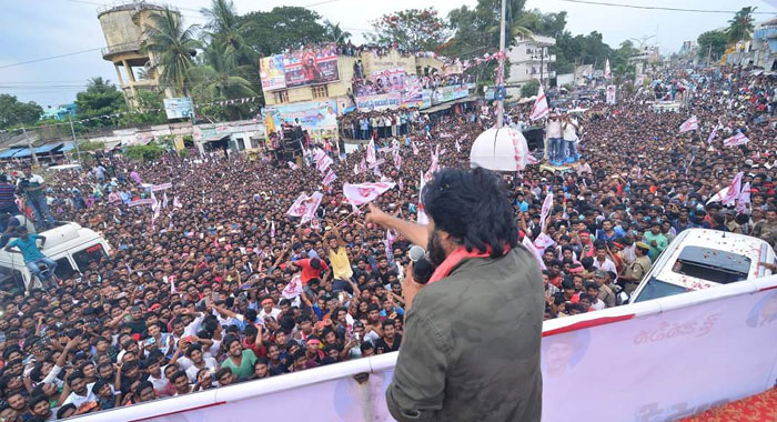 Pawan Kalyan's Angry on Chandrababu Naidu