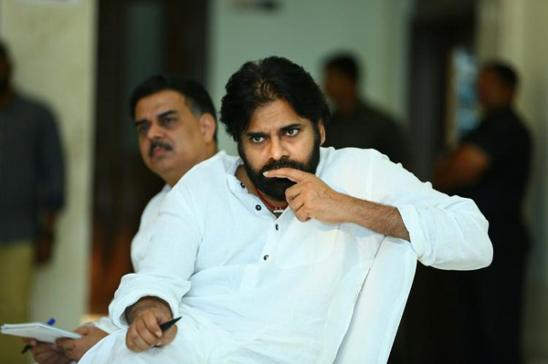 Pawan Kalyan's back pain recurs