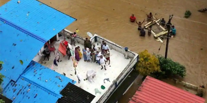 Pawan Kalyan's Kind Heart on Kerala Flood Victims