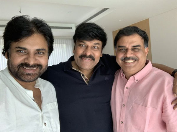 Pawan Kalyan, Nadendla Manohar Meets Chiranjeevi