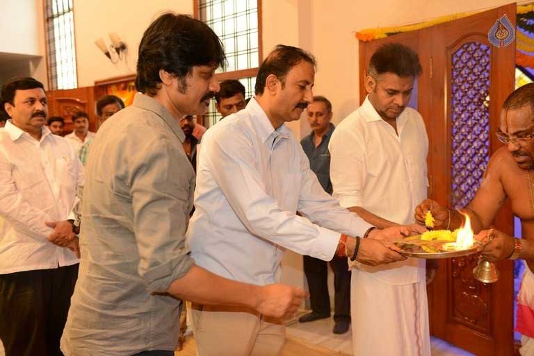 Pawan Kalyan to Become a Faction Leader