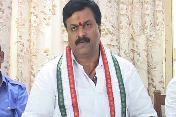 Ponguleti condemns Jagan's Jala Deeksha