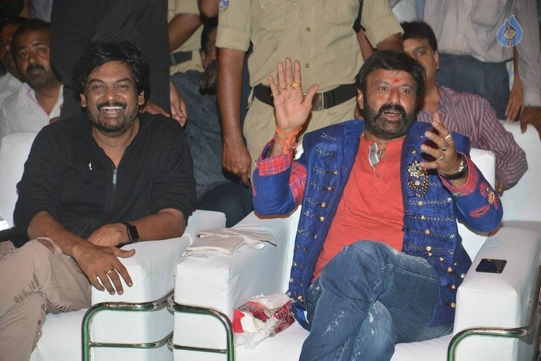 Puri Jagannadh Supports Balakrishna's Slap