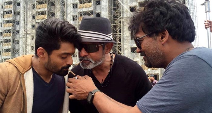 Puri Overspending On Kalyan Ram Ism
