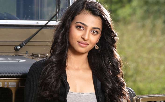 Radhika Apte Lands In Huge Controversy Radhika Apte Lands In Huge Controversy