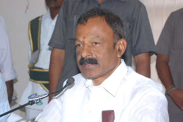  Raghuveera hits out at Venkaiah Naidu