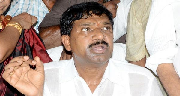 Rajaiah denies joining Congress