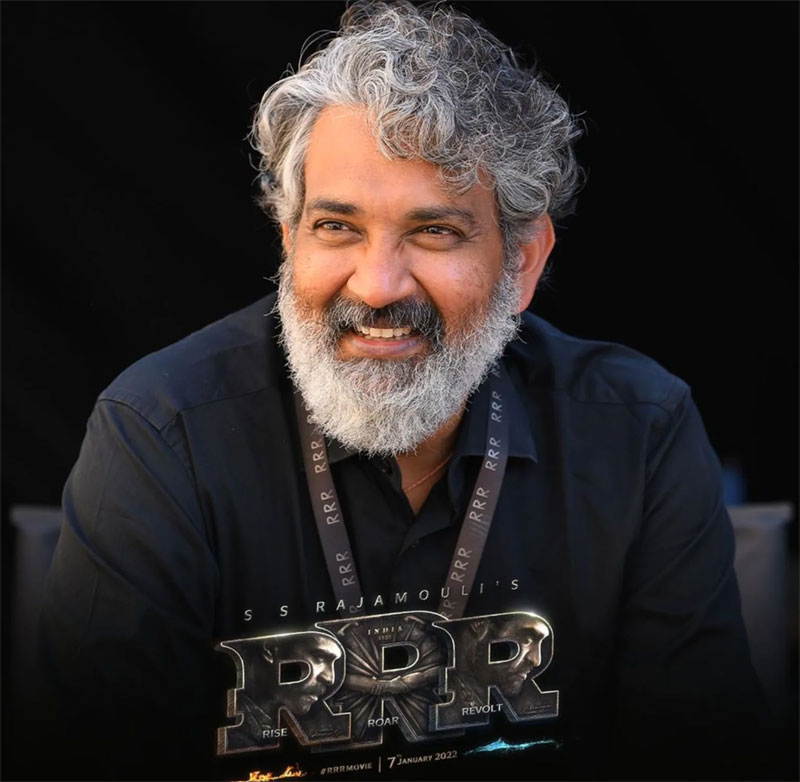 Rajamouli increases expectations on RRR