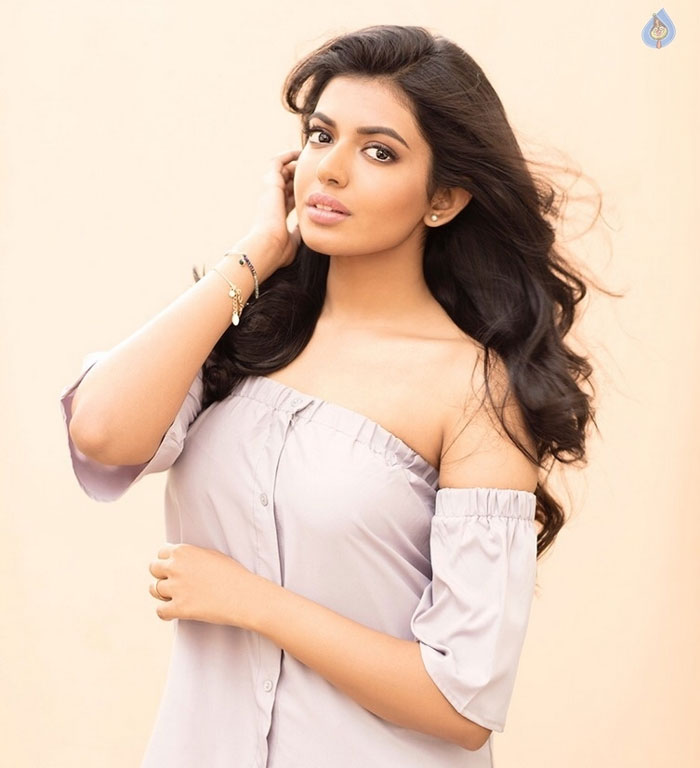 Rajasekhar Daughter Shivani