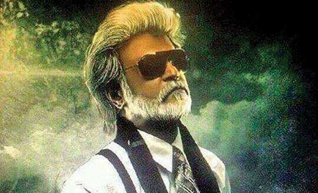 Rajini's Sensible Strategy with Politics and Movies!