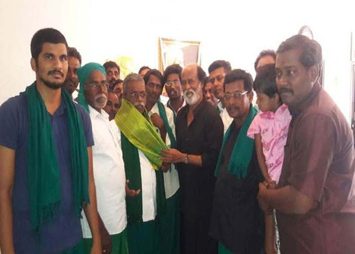 Rajinikanth Meets Farmers