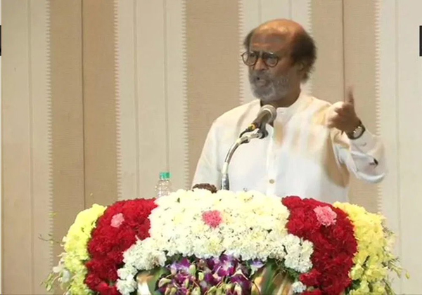 Rajinikanth Not Interested In Becoming CM