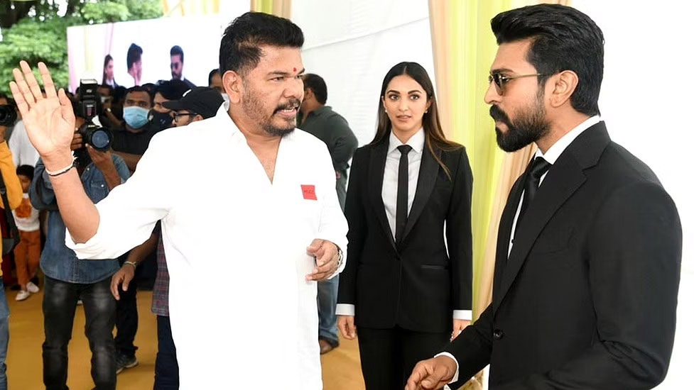 Ram Charan to fight thousands