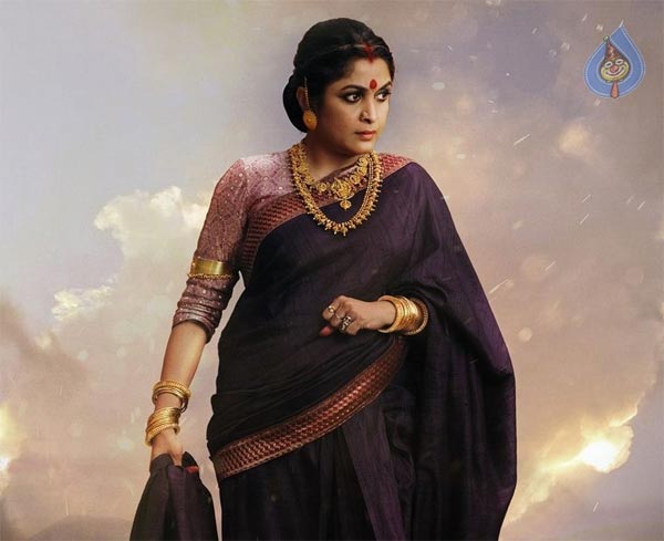 Ramya Krishna, Challenging Devil Role in Rudraksha