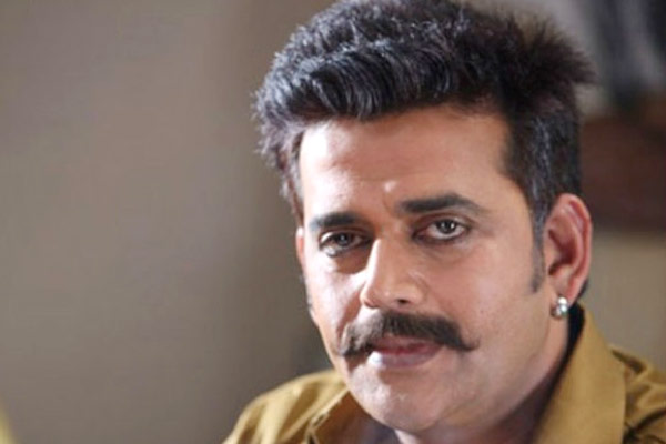 Ravi Kishan Police Complaint