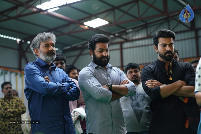 RRR: Rajamouli Secrecy About Ram Charan, NTR Looks