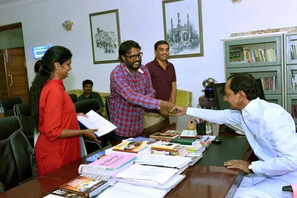 Rudhramadevi Is Tax Free in Telangana, KCR Blessings 