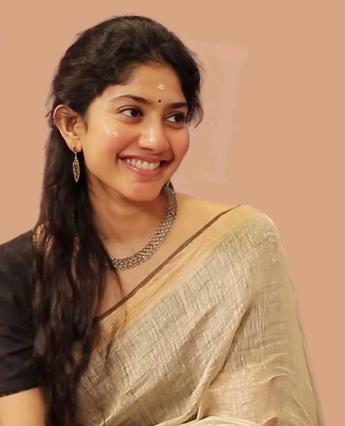 Sai Pallavi In Golden Phase