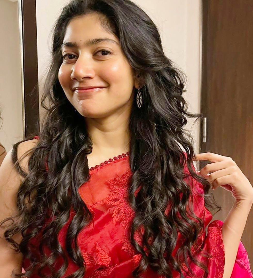 Sai Pallavi challenges Samantha