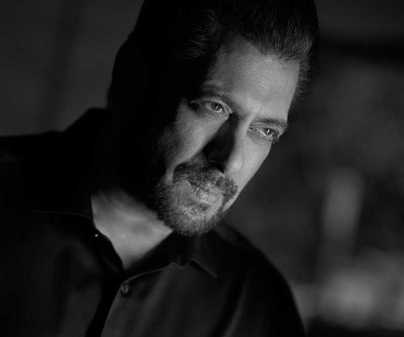 Salman postpones his UK tour