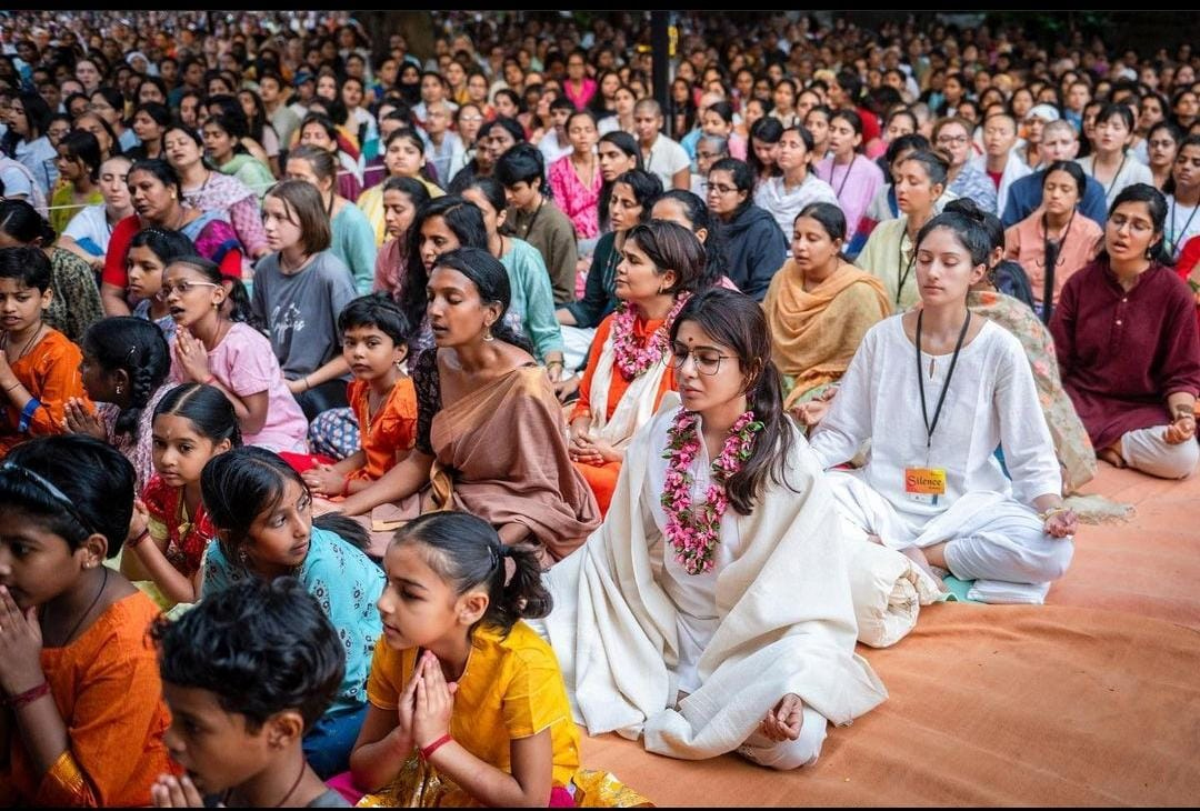 Samantha at Sadhguru Meditation Centre