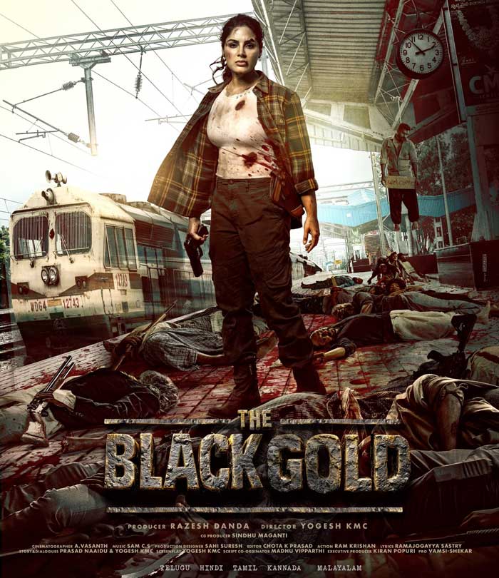 Samyuktha First Look from Black Gold
