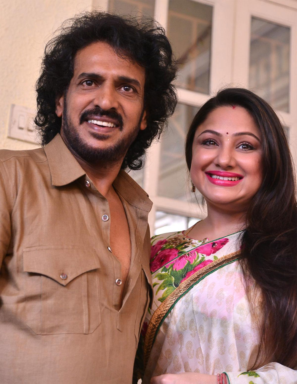 Sandalwood Star Upendra couple phones hacked