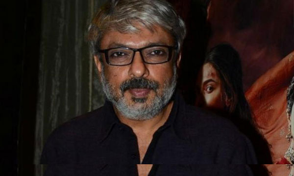 Sanjay Leela Bhansali Beaten up by Caste Based Activists