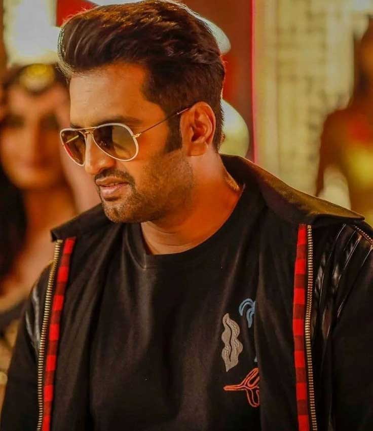 Santhanam To Play Comedian In Simbu STR49