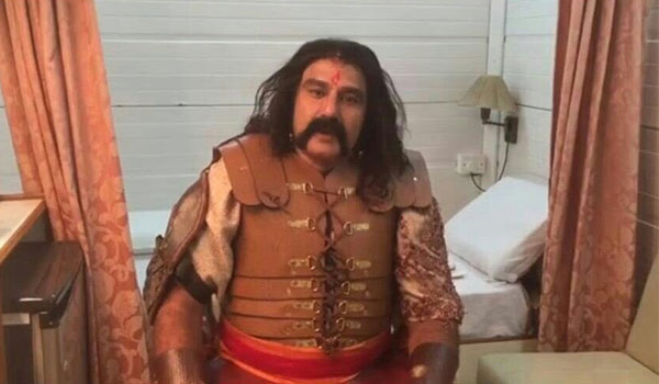 Satakarni's Message for Movie Updates