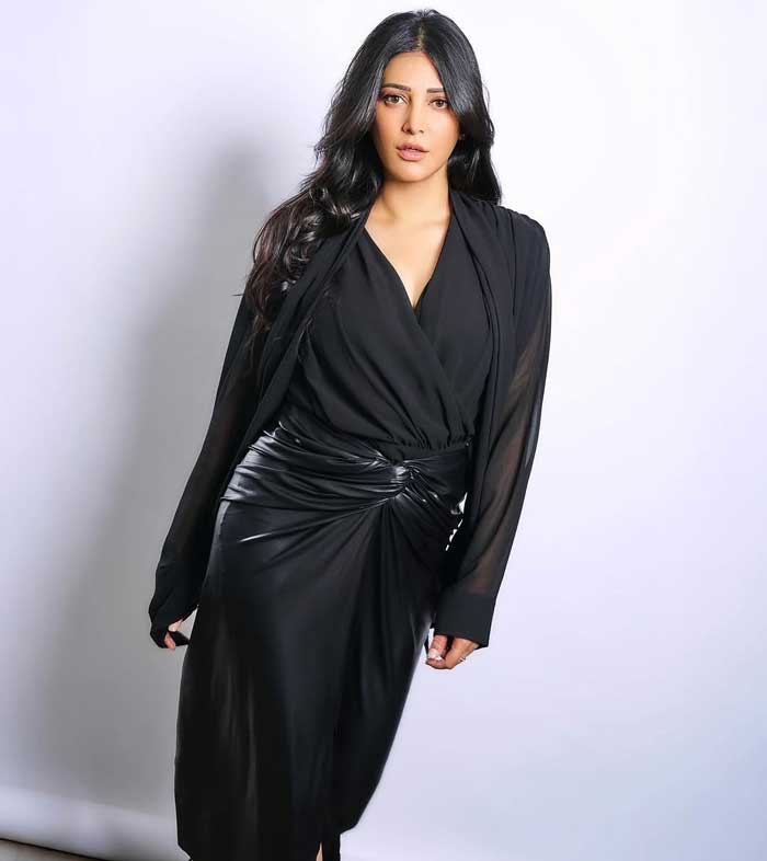Security Stopped Shruti from watching Coolie