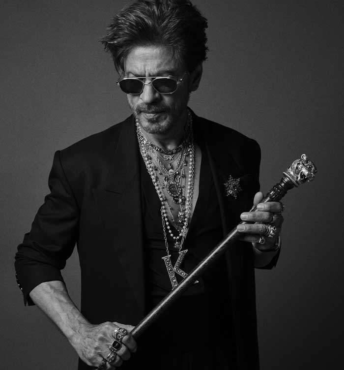 Shah Rukh Khan Apologizes To His Fans