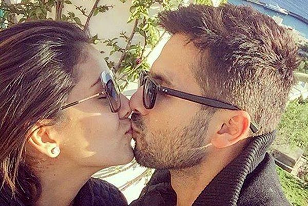Shahid Kapoor, Mira Wedding Anniversary Kiss