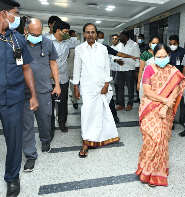 Shock: Telangana CM KCR fell sick