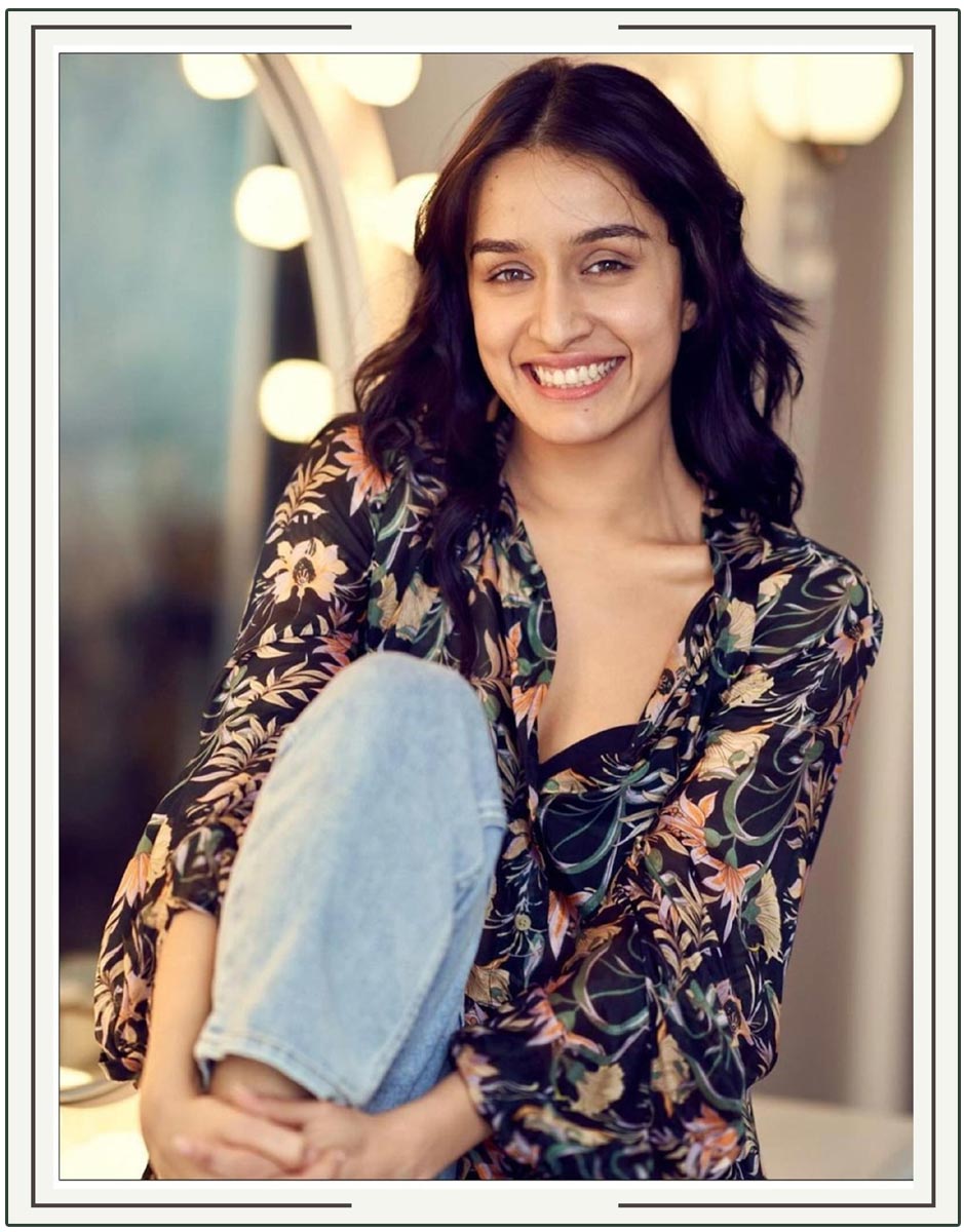  Shraddha Kapoor Stuns In Stellar Outfits