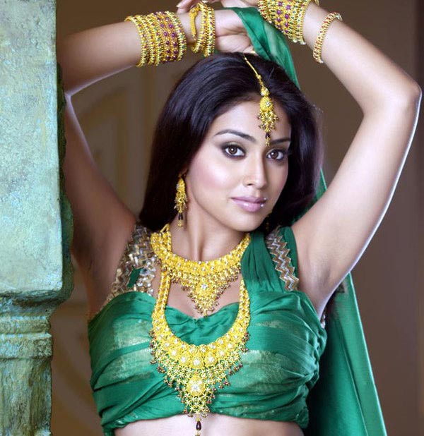 Shriya Rejects Dating Whispers