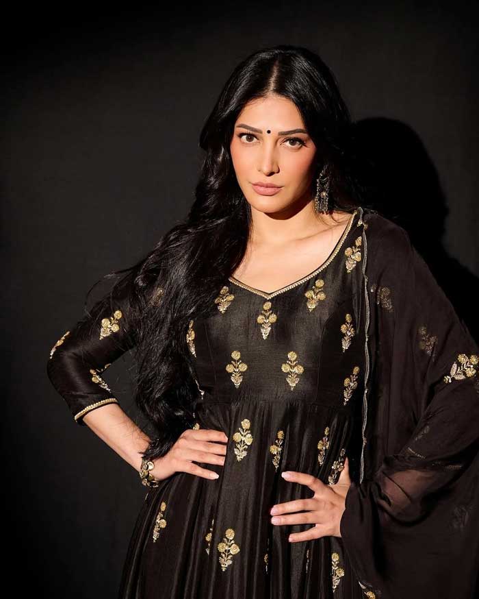 Shruti Haasan to sparkle at SSMB29 event