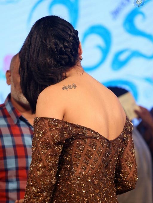 Shruti Hasan Open Back Eye Treat At Premam Audio 